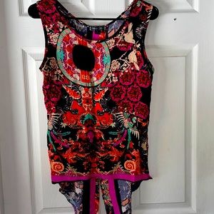 Open black multicolored tank top, size Medium
